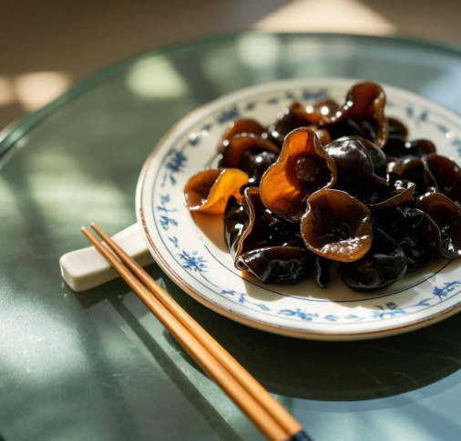 木耳久泡真的會(huì)產(chǎn)生劇毒嗎？食品安全檢測(cè)儀的原理與應(yīng)用